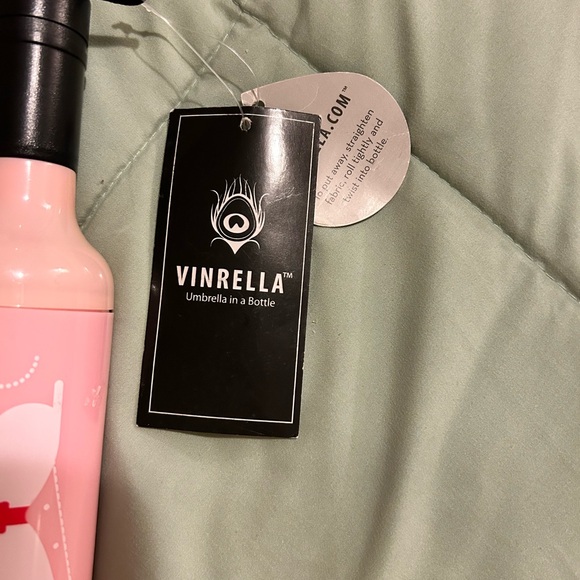 NWT Wine Bottle Bride Umbrella. - Picture 3 of 4